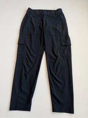 Athleta Chelsea Cargo Pants Black Size 8 Pull-On Lightweight Travel Work Casual